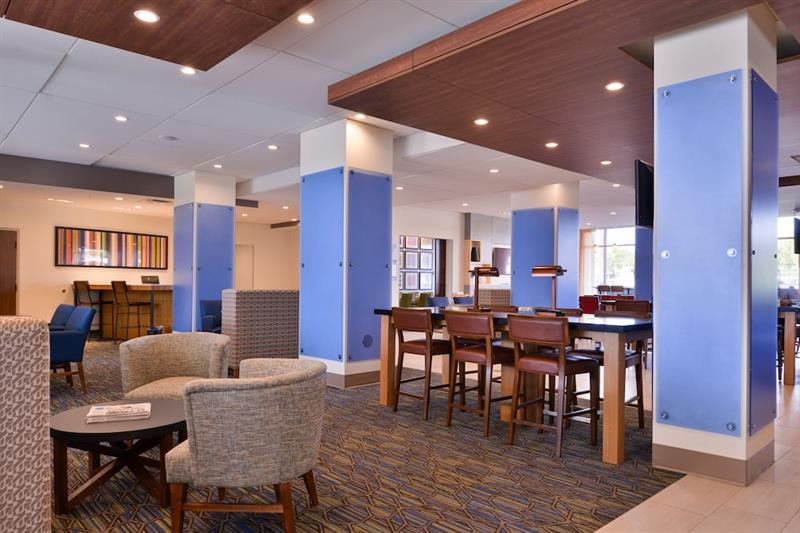 Holiday Inn Express & Suites Mall Of America - Msp Airport Bloomington Exteriör bild